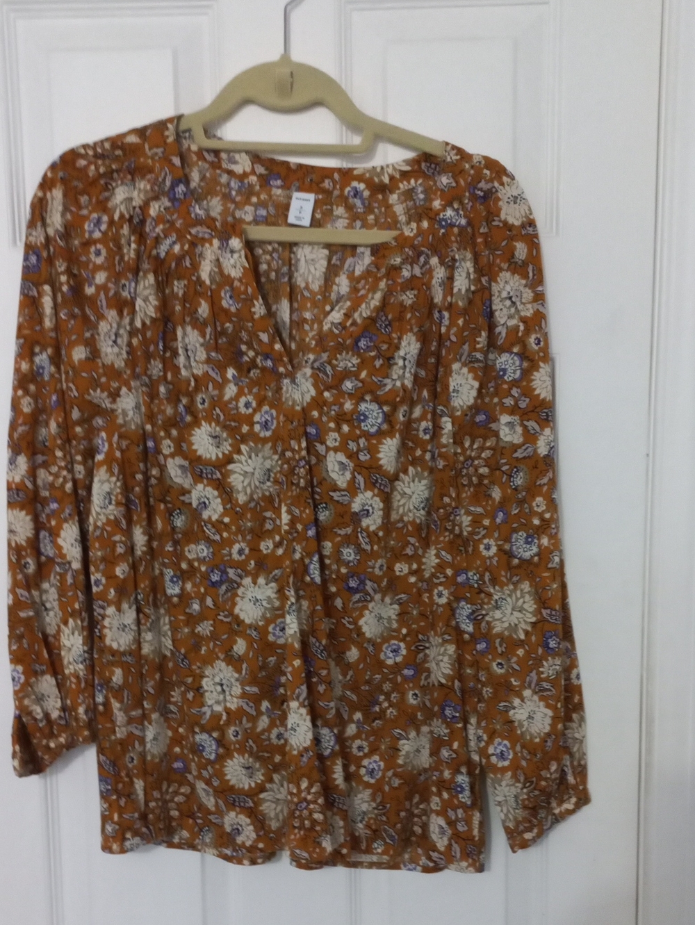 Old Navy Floral Peasant Tunic in Rust with Cream & Blue Accents